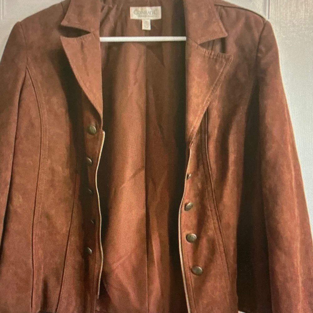 Conrad C. Women's Brown Suede Button-Front Blazer